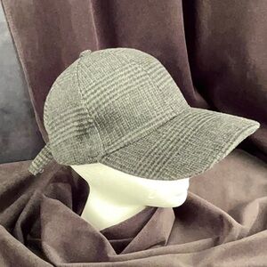 Gray Wool Baseball Cap with Curved Brim